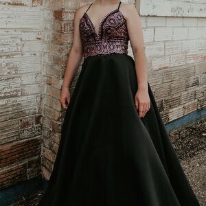 Grad dress
Corset back
Sequin top (purple)